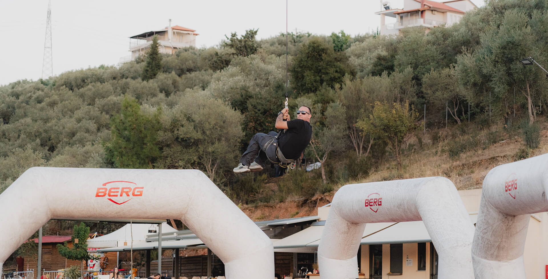 ZIP-LINE-F2